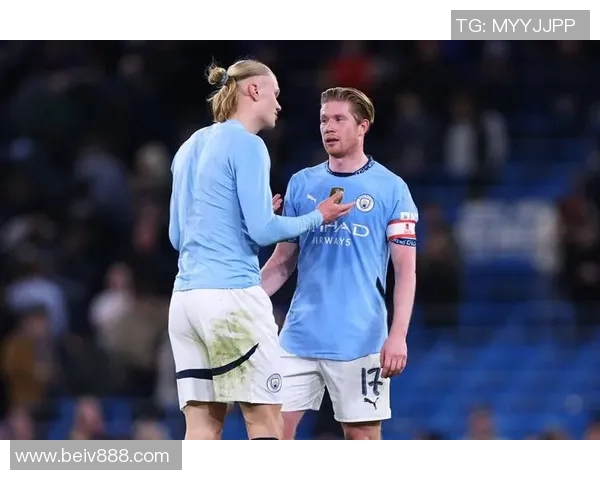 德布劳内领衔曼城崛起之路解析其在球队中的关键作用与影响力